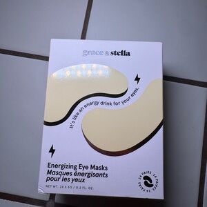 grace & stella Pink and Cream Energizing Eye Mask Set